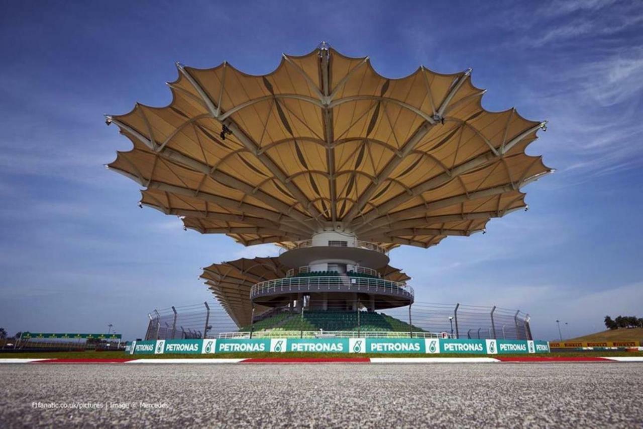 Hotel Ec Double Star Klia 1-Klia 2 Sepang Esterno foto